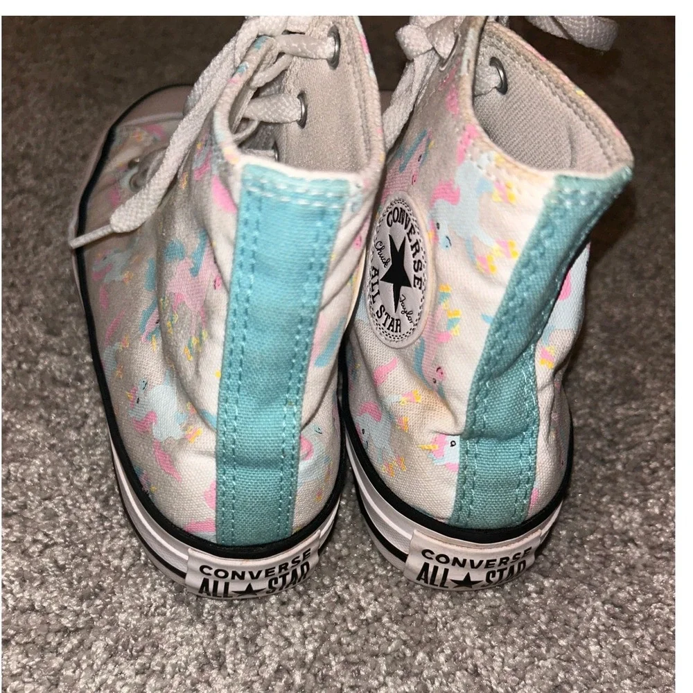 Converse Chuck Taylor All‎ Star High Top Unicorn Print Sneakers Pastel Junior 5 - Picture 3 of 7